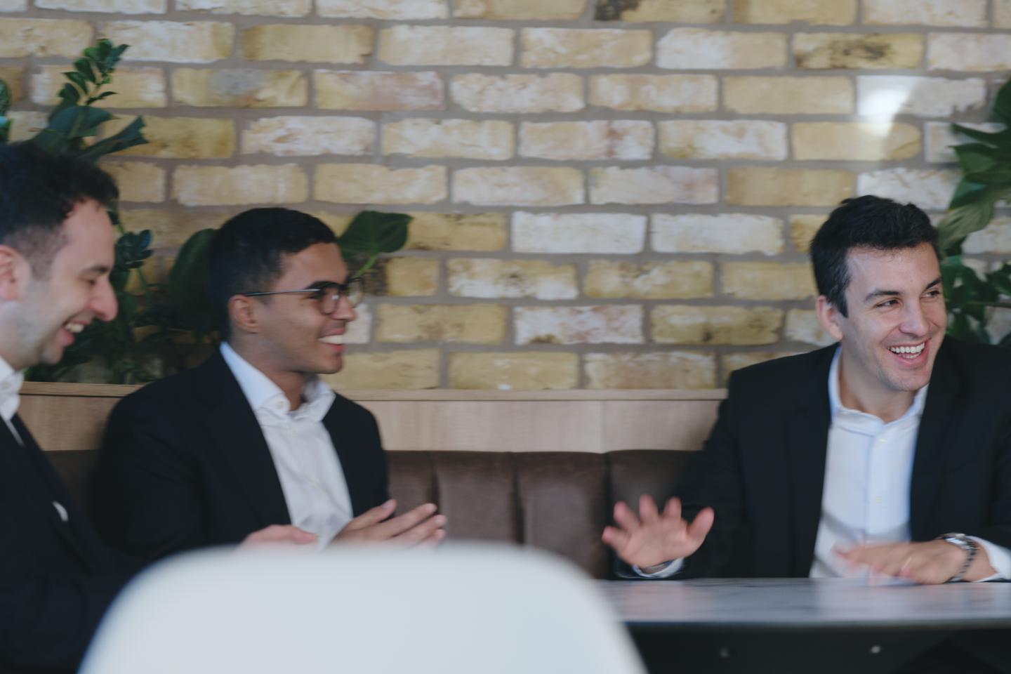 Bregalphotos Longseq .00 06 09 21.Still009