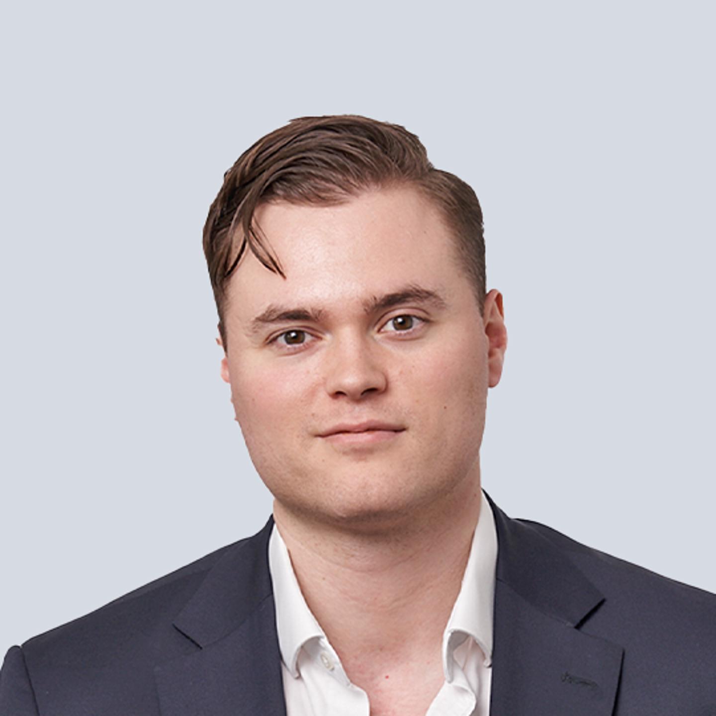 Sebastian Charpentier 720X540px Blue