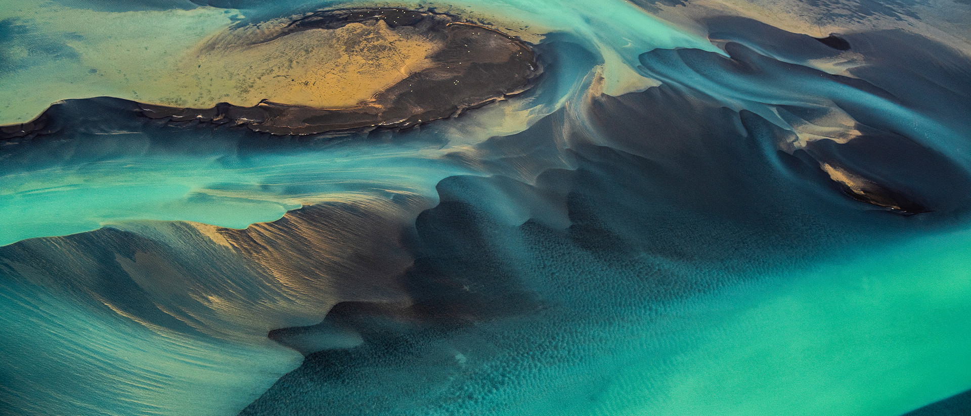 Generic Header 18 Ocean waves